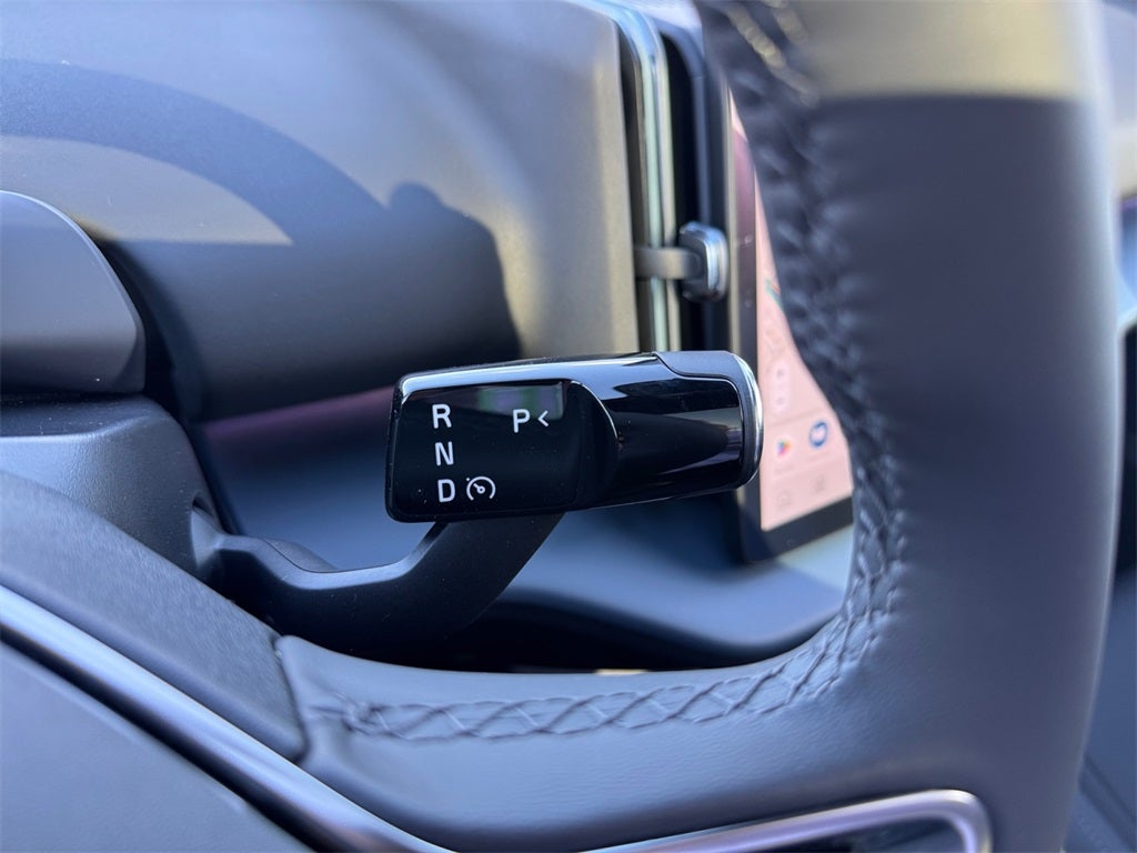 2025 Volvo EX30 Plus Twin Motor Performance