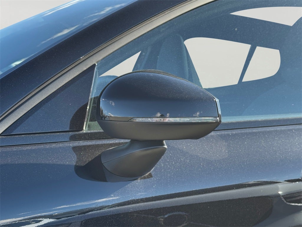 2025 Volvo EX30 Plus Twin Motor Performance