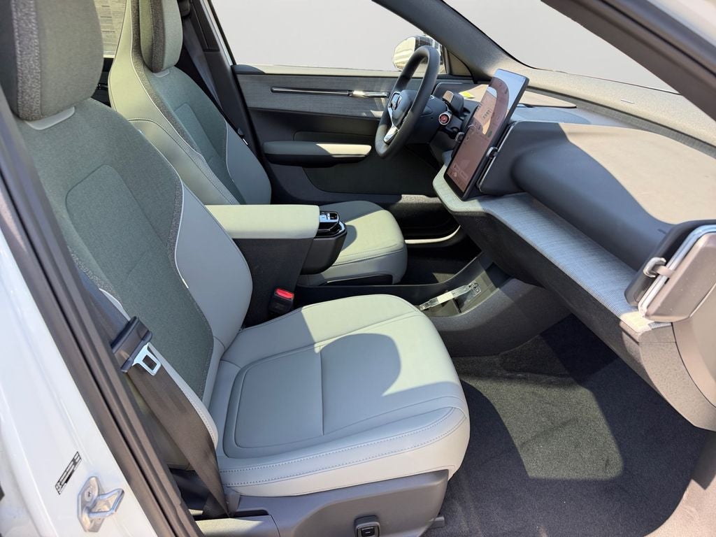 2026 Volvo EX30 Twin Motor Performance Plus