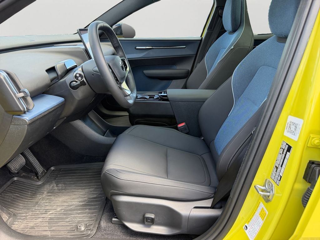 2025 Volvo EX30 Twin Motor Performance Ultra Volvo Certified