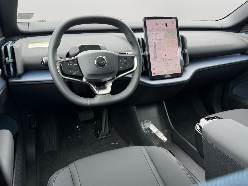2026 Volvo EX30 Twin Motor Performance Ultra