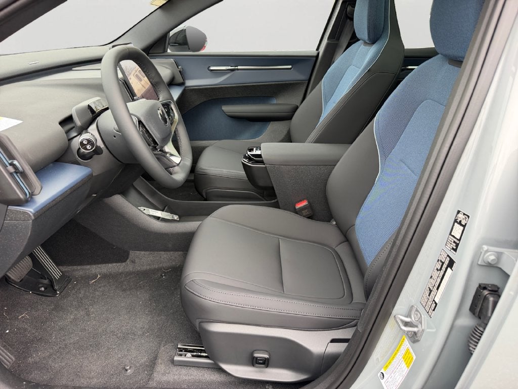2026 Volvo EX30 Twin Motor Performance Ultra