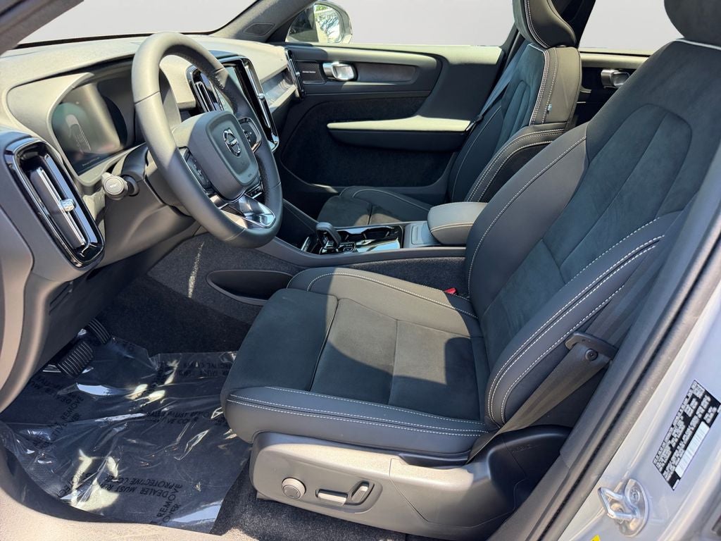 2024 Volvo C40 Recharge Pure Electric Ultimate