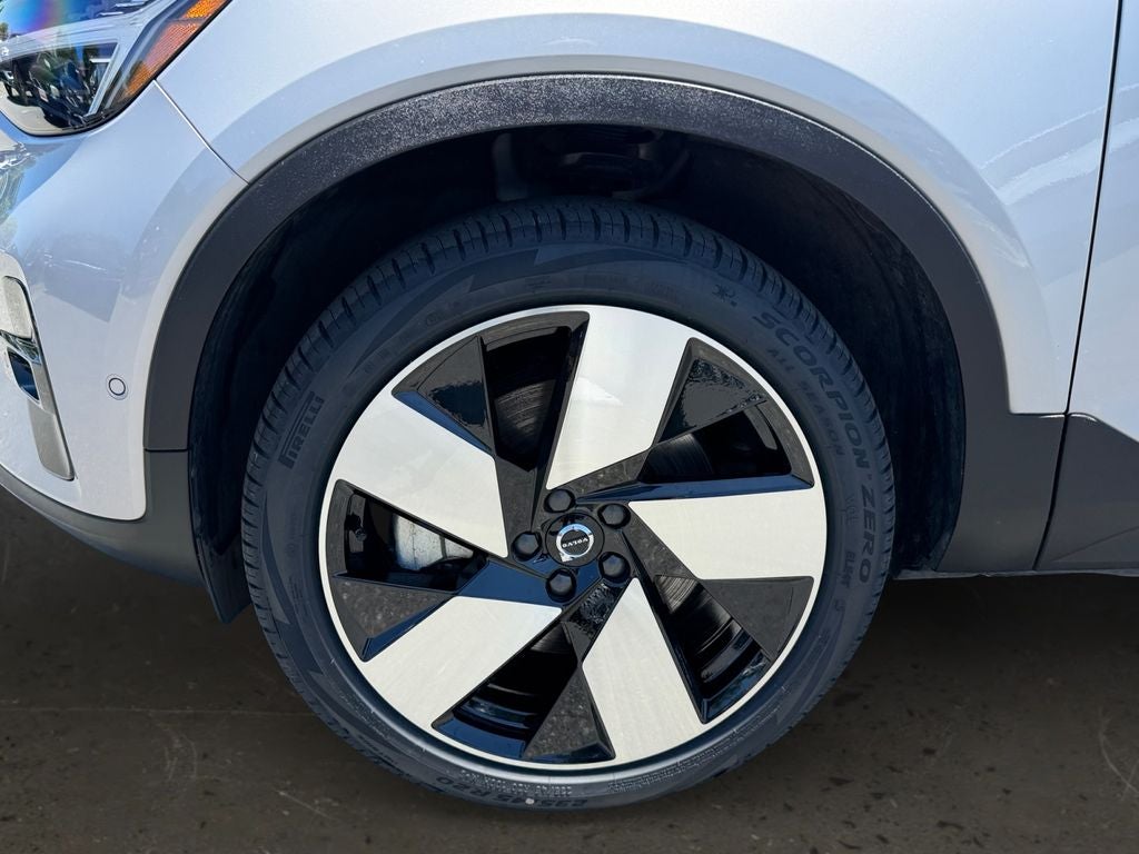 2024 Volvo C40 Recharge Pure Electric Ultimate