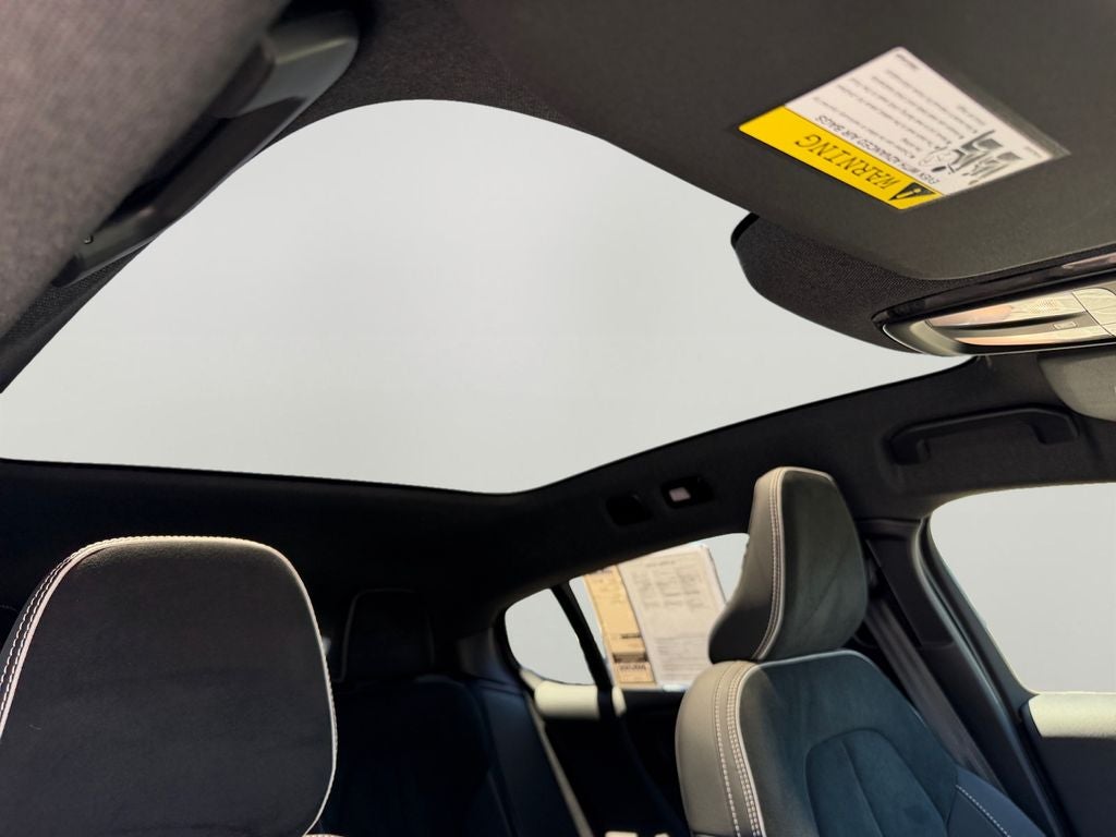 2024 Volvo C40 Recharge Pure Electric Ultimate
