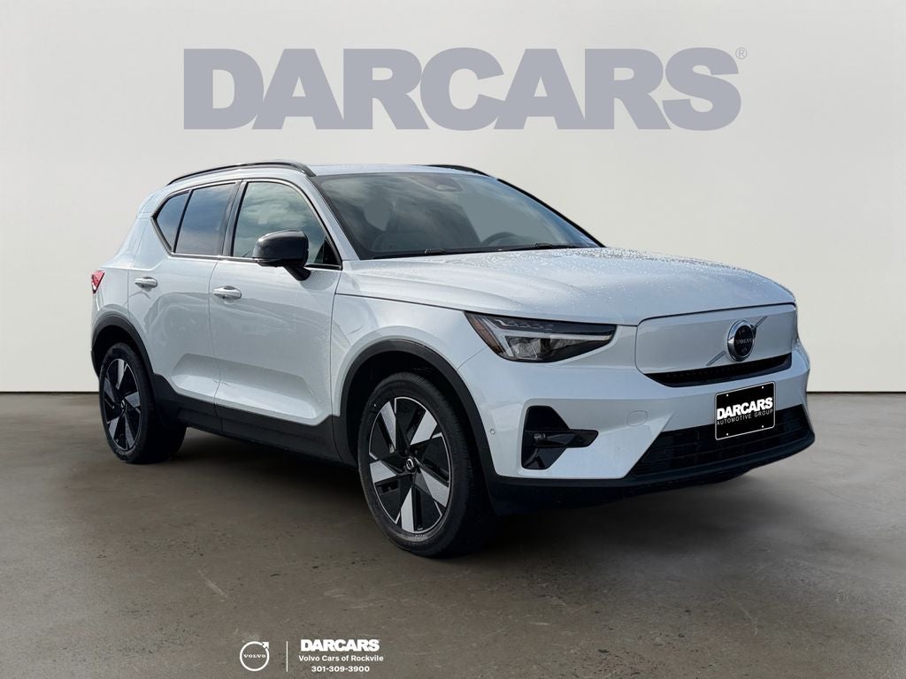 2026 Volvo EX40 Twin Motor Plus