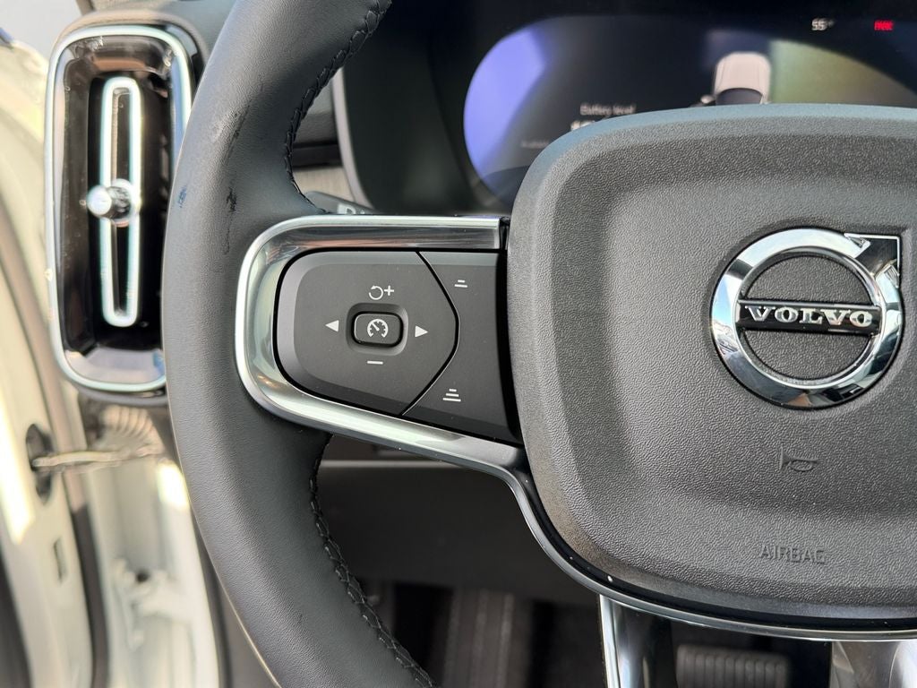 2026 Volvo EX40 Twin Motor Plus