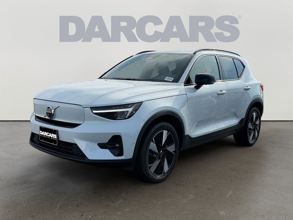 2026 Volvo EX40 Twin Motor Plus