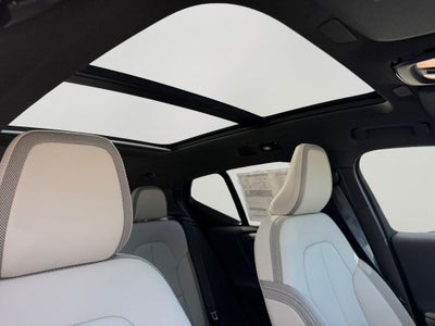 2026 Volvo EX40 Twin Motor Plus