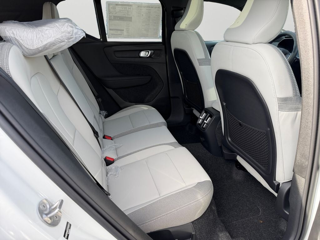 2026 Volvo EX40 Twin Motor Plus