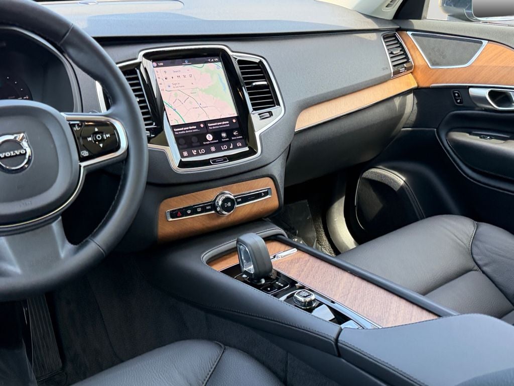 2024 Volvo XC90 Recharge Plug-In Hybrid T8 Plus Bright Theme 7 Passenger Volvo Certified