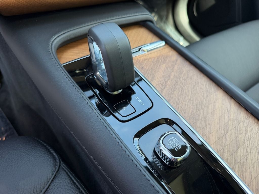 2024 Volvo XC90 Recharge Plug-In Hybrid T8 Plus Bright Theme 7 Passenger Volvo Certified