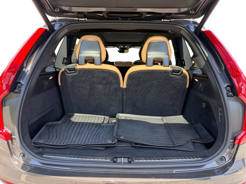 2024 Volvo XC90 Recharge Plug-In Hybrid Ultimate