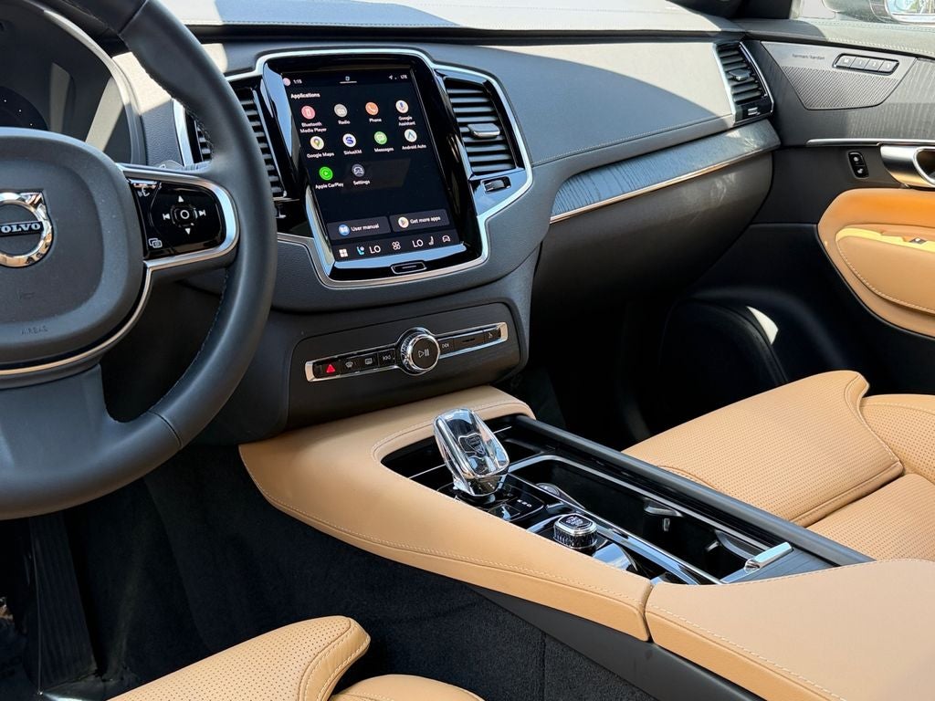 2024 Volvo XC90 Recharge Plug-In Hybrid Ultimate