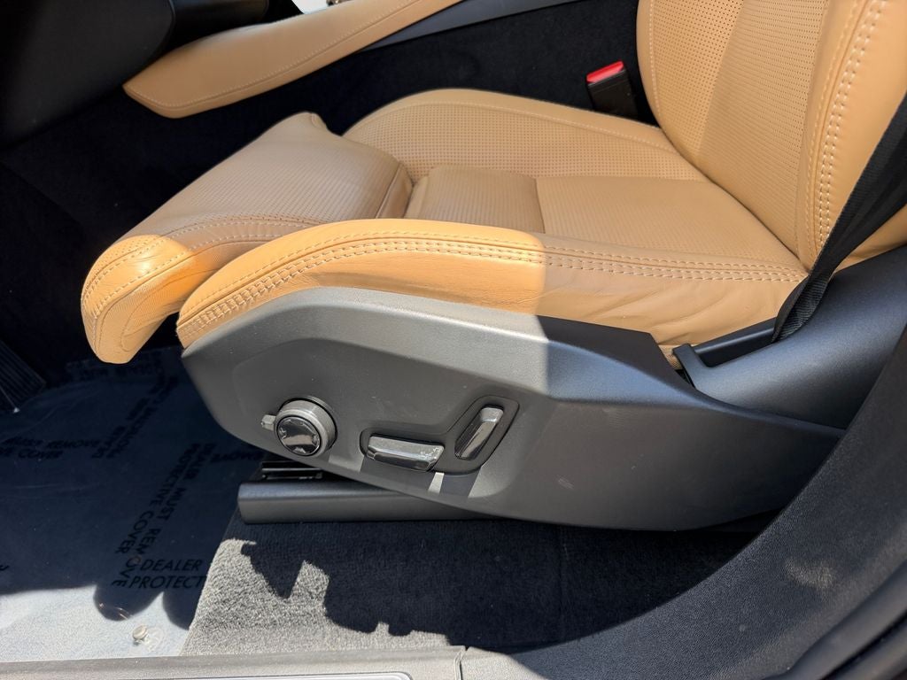 2024 Volvo XC90 Recharge Plug-In Hybrid Ultimate