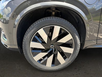 2024 Volvo XC90 Recharge Plug-In Hybrid Ultimate
