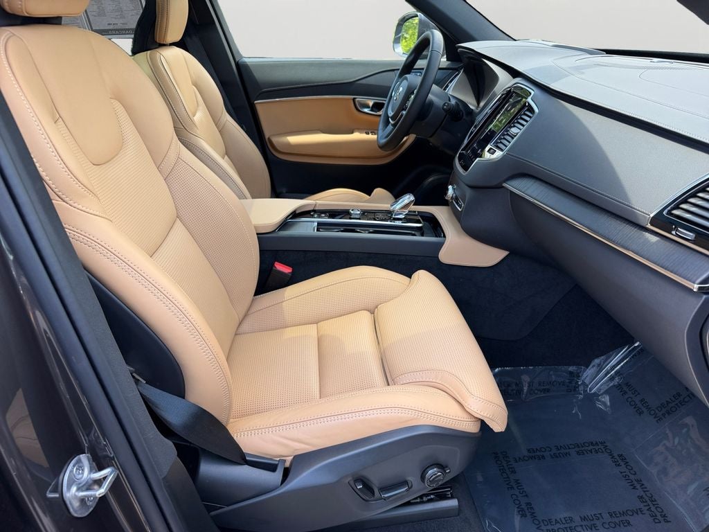 2024 Volvo XC90 Recharge Plug-In Hybrid Ultimate