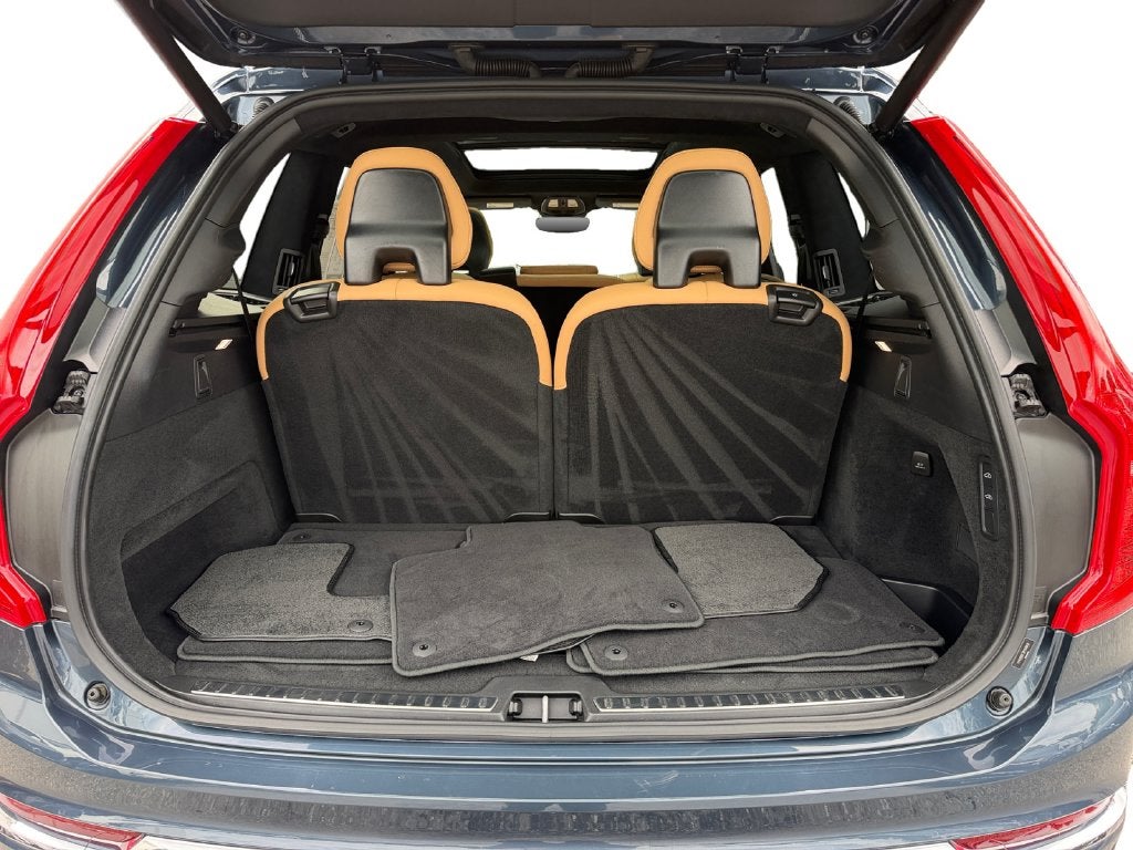 2024 Volvo XC90 Recharge Plug-In Hybrid Ultimate Volvo Certified