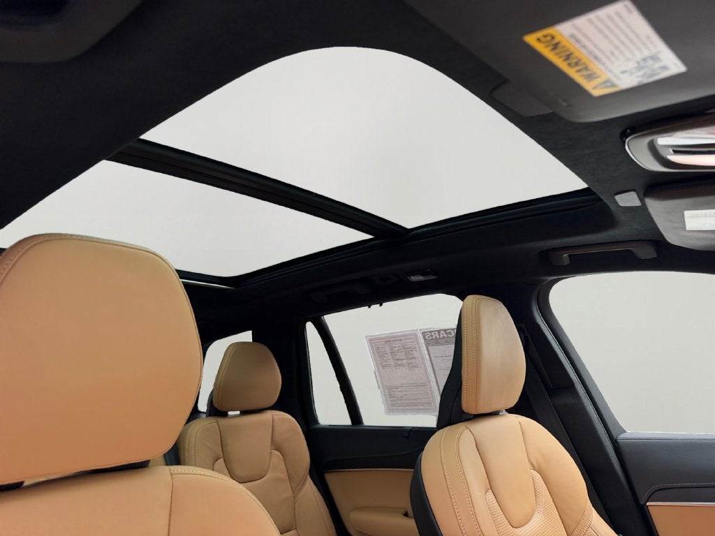 2024 Volvo XC90 Recharge Plug-In Hybrid Ultimate Volvo Certified