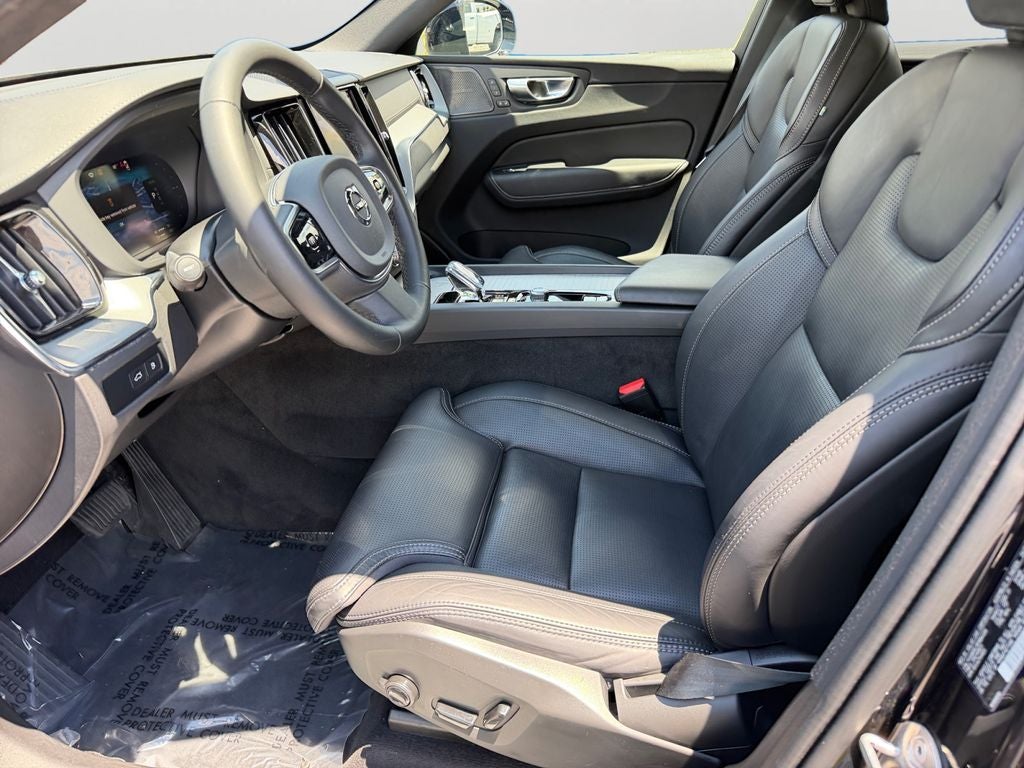 2024 Volvo XC60 Recharge Plug-In Hybrid Ultimate