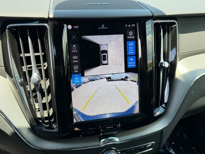 2024 Volvo XC60 Recharge Plug-In Hybrid Ultimate