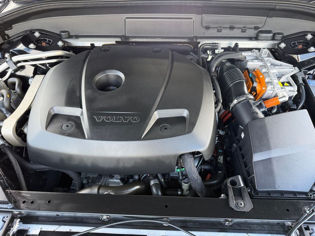 2024 Volvo XC60 Recharge Plug-In Hybrid Ultimate