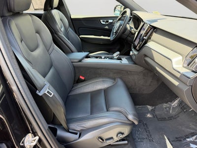 2024 Volvo XC60 Recharge Plug-In Hybrid Ultimate