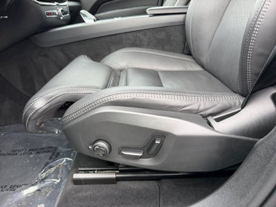 2024 Volvo XC60 Recharge Plug-In Hybrid Ultimate Black Edition Volvo Certified