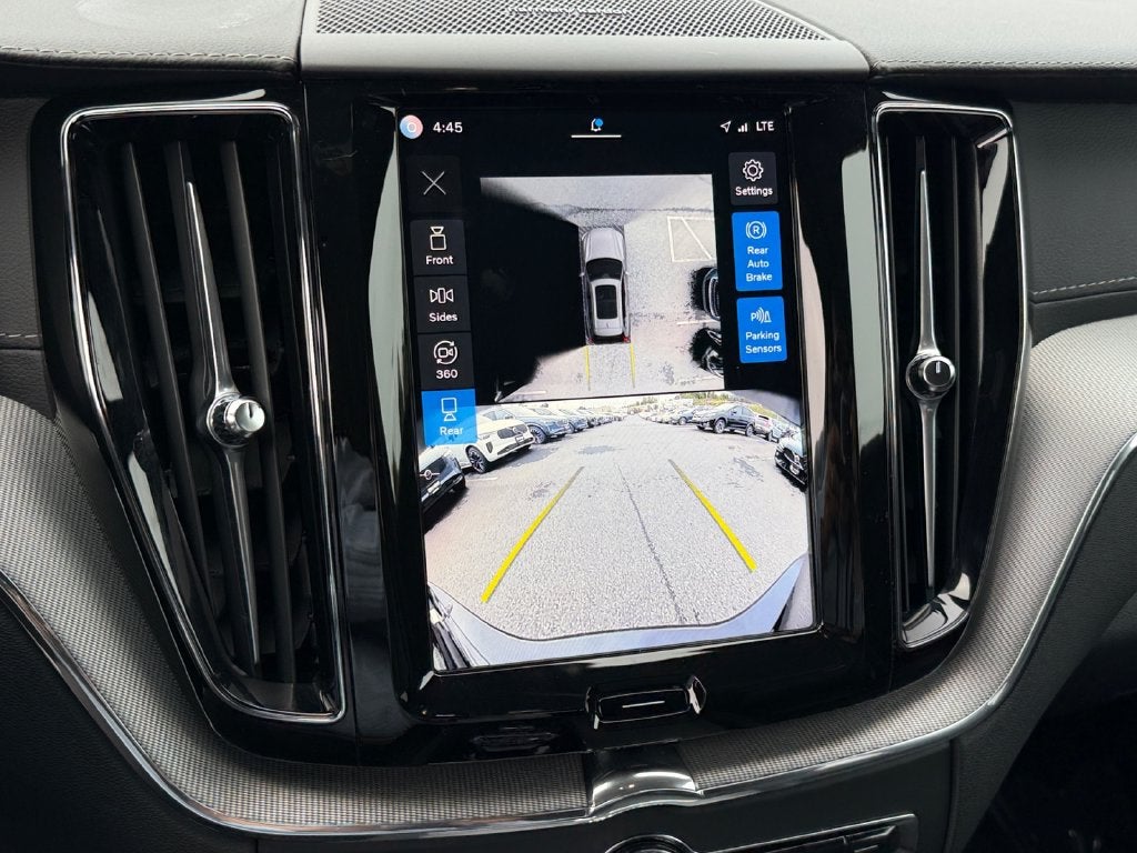 2024 Volvo XC60 Recharge Plug-In Hybrid Ultimate Black Edition Volvo Certified