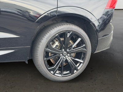 2024 Volvo XC60 Recharge Plug-In Hybrid Ultimate Black Edition Volvo Certified