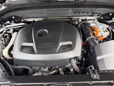 2024 Volvo XC60 Recharge Plug-In Hybrid Ultimate Black Edition Volvo Certified