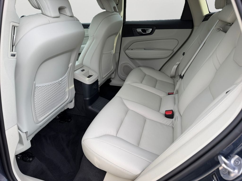 2024 Volvo XC60 Recharge Plug-In Hybrid Core