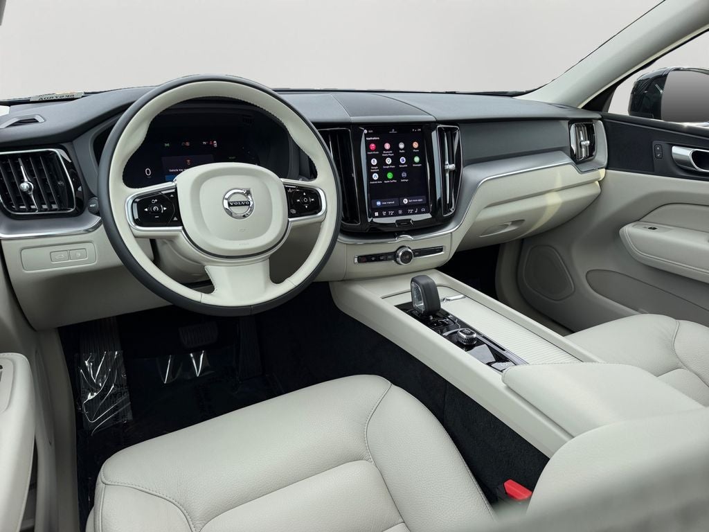 2024 Volvo XC60 Recharge Plug-In Hybrid Core