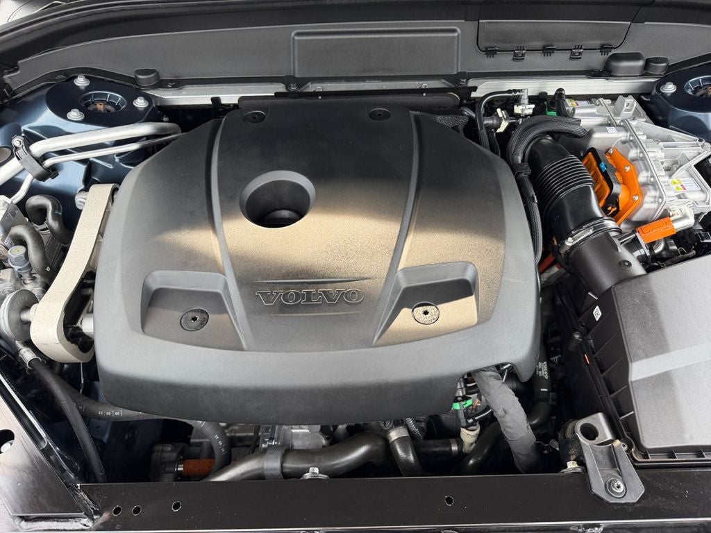 2024 Volvo XC60 Recharge Plug-In Hybrid Core