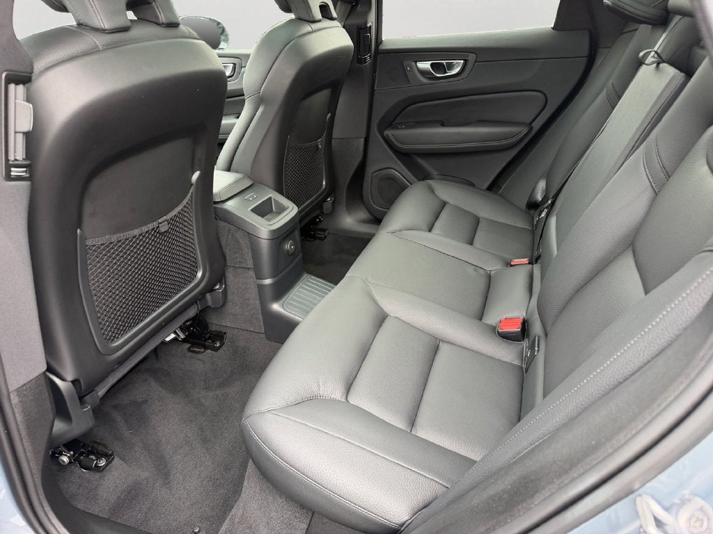 2024 Volvo XC60 Recharge Plug-In Hybrid T8 Plus Dark Theme Volvo Certified