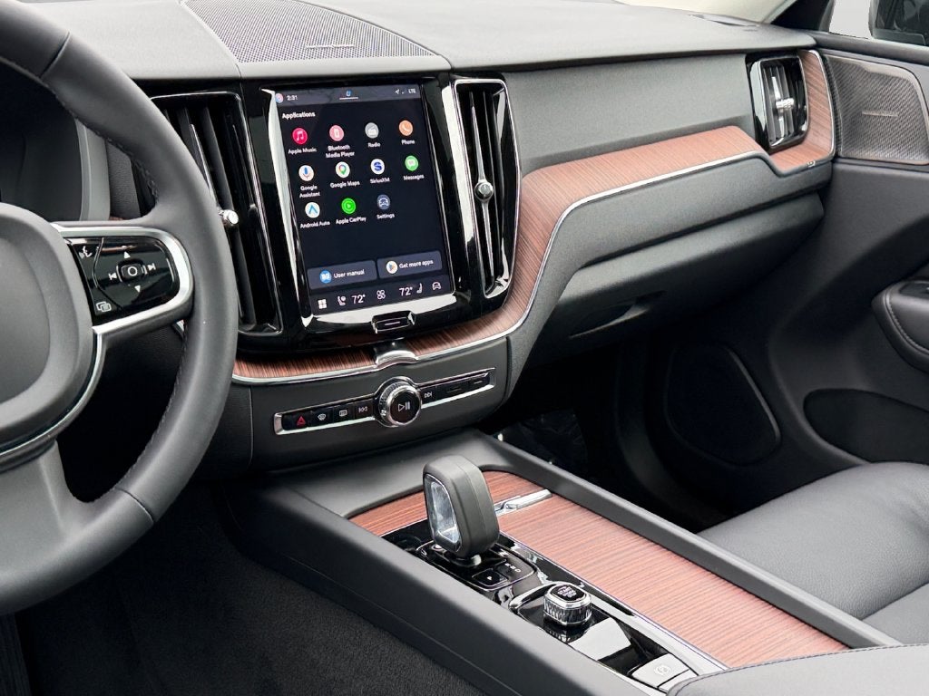 2024 Volvo XC60 Recharge Plug-In Hybrid T8 Plus Dark Theme Volvo Certified