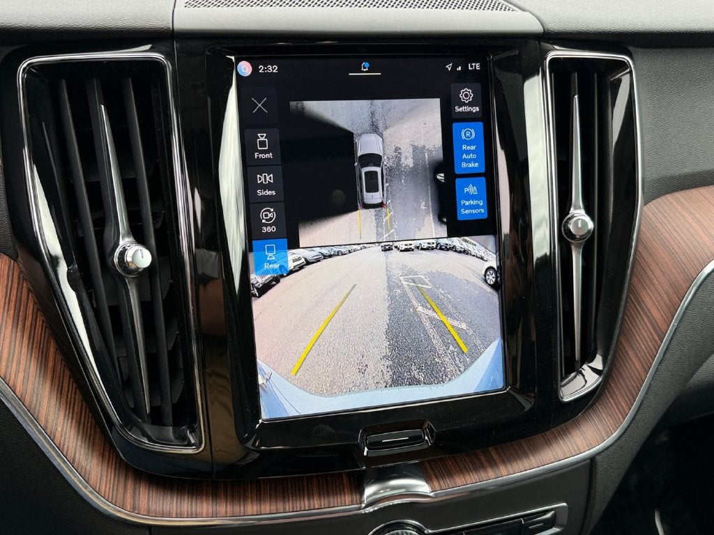 2024 Volvo XC60 Recharge Plug-In Hybrid T8 Plus Dark Theme Volvo Certified