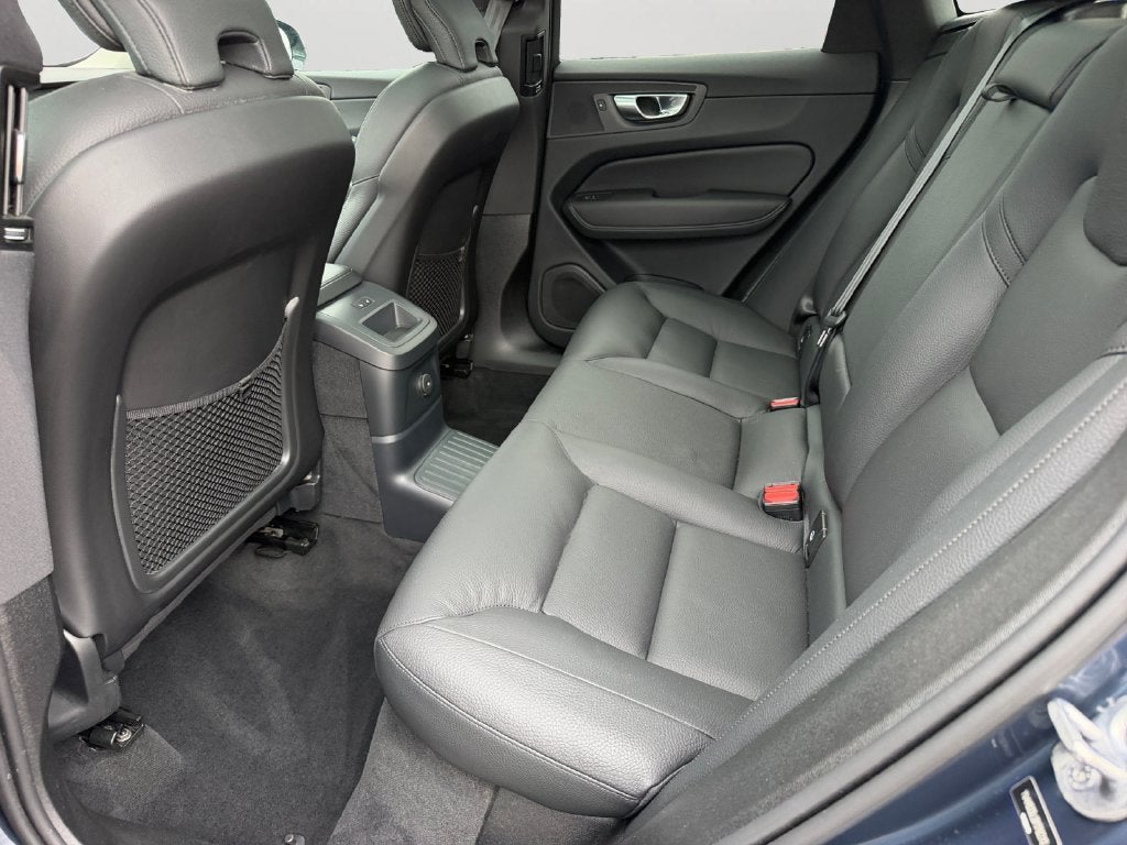 2024 Volvo XC60 Recharge Plug-In Hybrid T8 Plus Dark Theme Volvo Certified