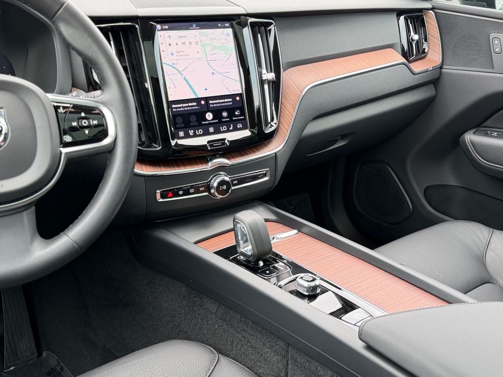 2024 Volvo XC60 Recharge Plug-In Hybrid T8 Plus Dark Theme Volvo Certified