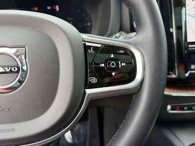 2024 Volvo XC60 Recharge Plug-In Hybrid T8 Plus Dark Theme Volvo Certified