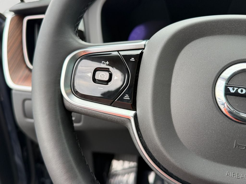 2024 Volvo XC60 Recharge Plug-In Hybrid T8 Plus Dark Theme Volvo Certified