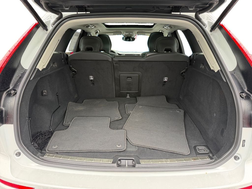 2024 Volvo XC60 Recharge Plug-In Hybrid Ultimate Volvo Certified