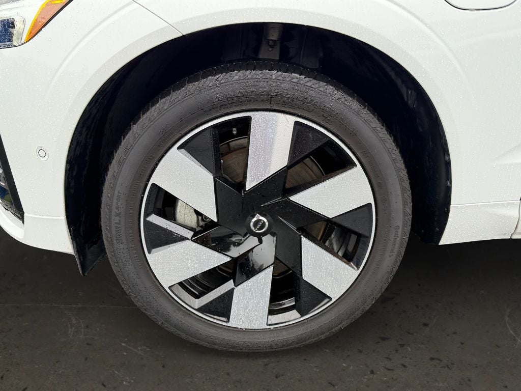 2024 Volvo XC60 Recharge Plug-In Hybrid Ultimate Volvo Certified
