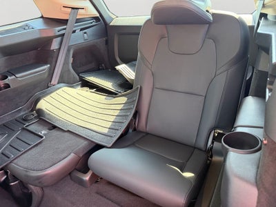 2025 Volvo XC90 Plug-In Hybrid T8 Plus 6 Passenger