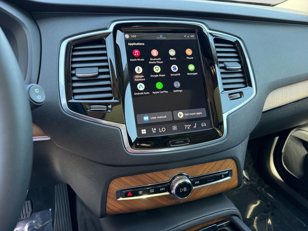 2025 Volvo XC90 Plug-In Hybrid T8 Plus 6 Passenger