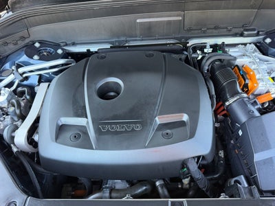 2025 Volvo XC90 Plug-In Hybrid T8 Plus 6 Passenger