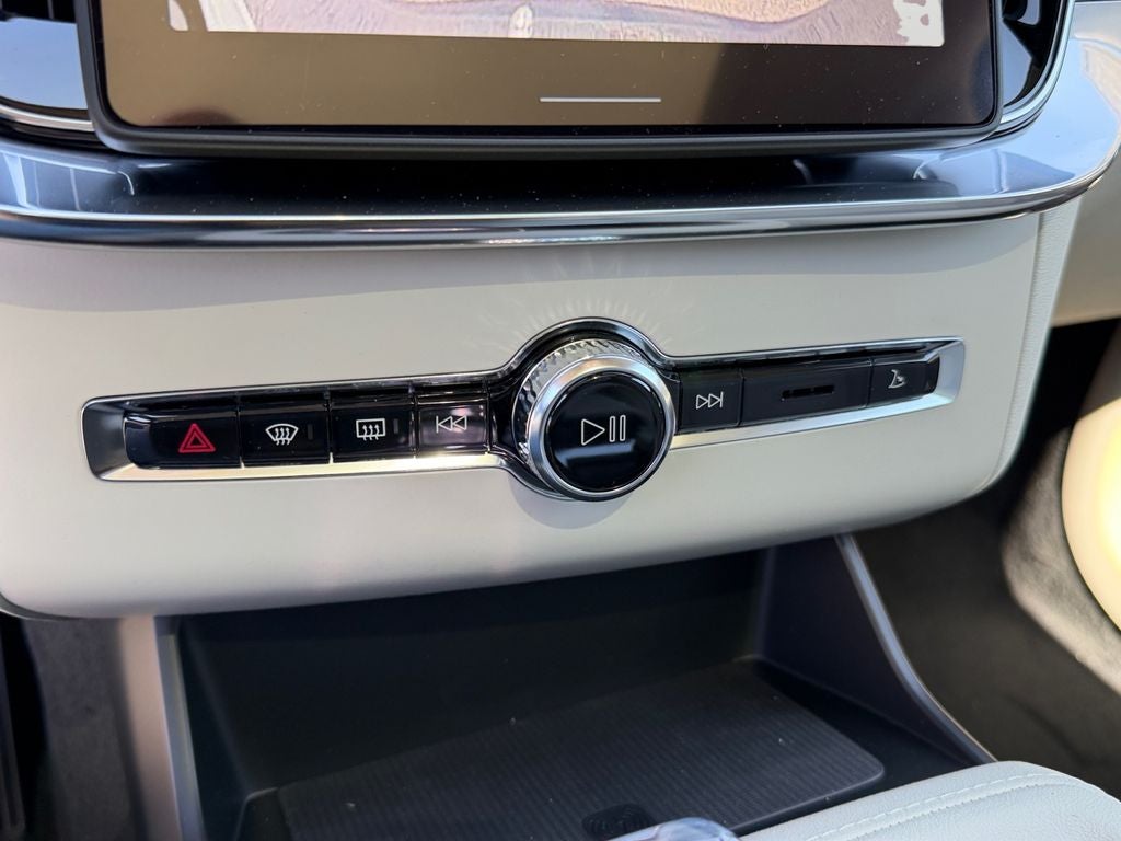 2026 Volvo XC90 Plug-In Hybrid T8 Ultra