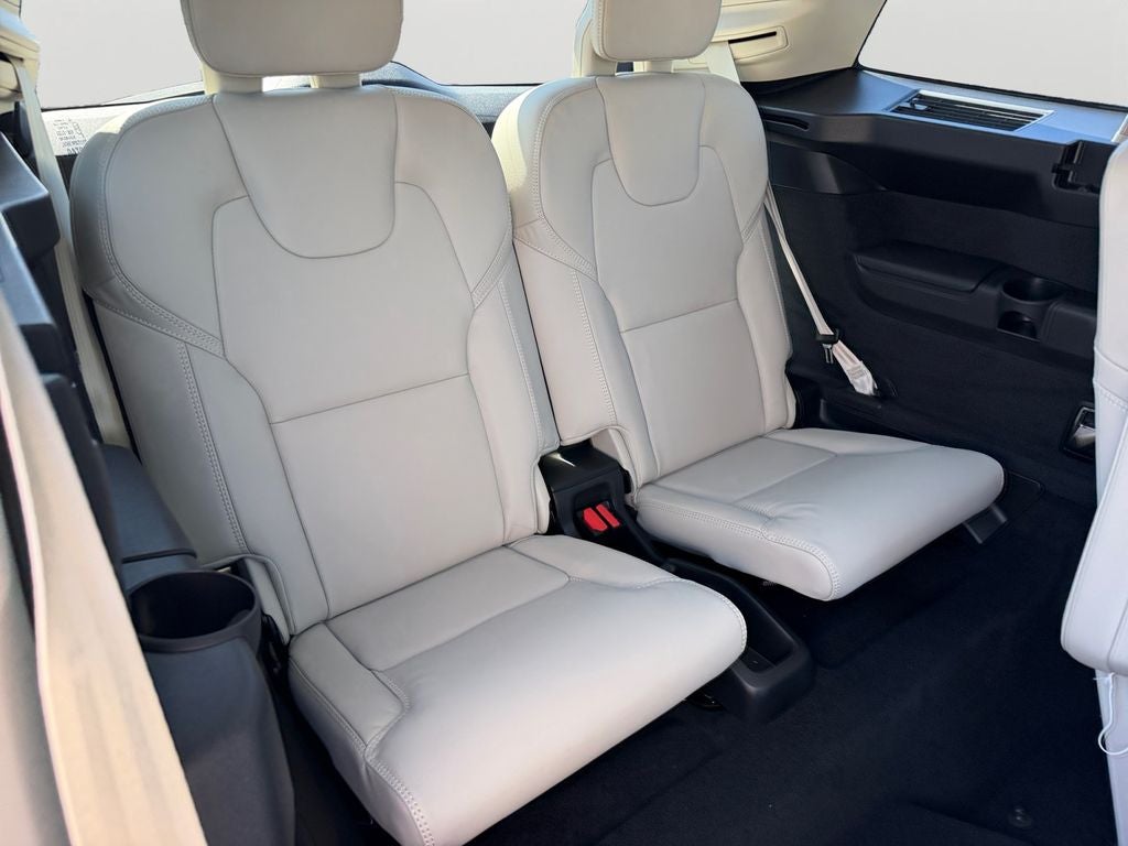 2026 Volvo XC90 Plug-In Hybrid T8 Ultra