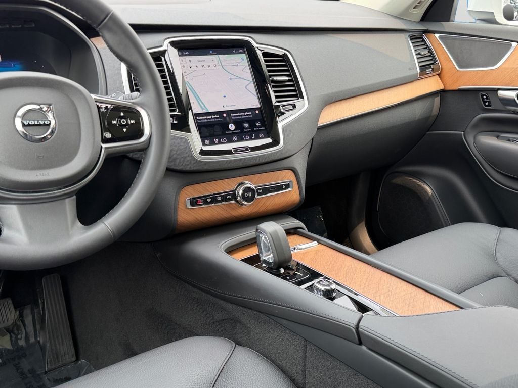 2024 Volvo XC90 Recharge Plug-In Hybrid T8 Plus 6 Passenger **Volvo Certified**