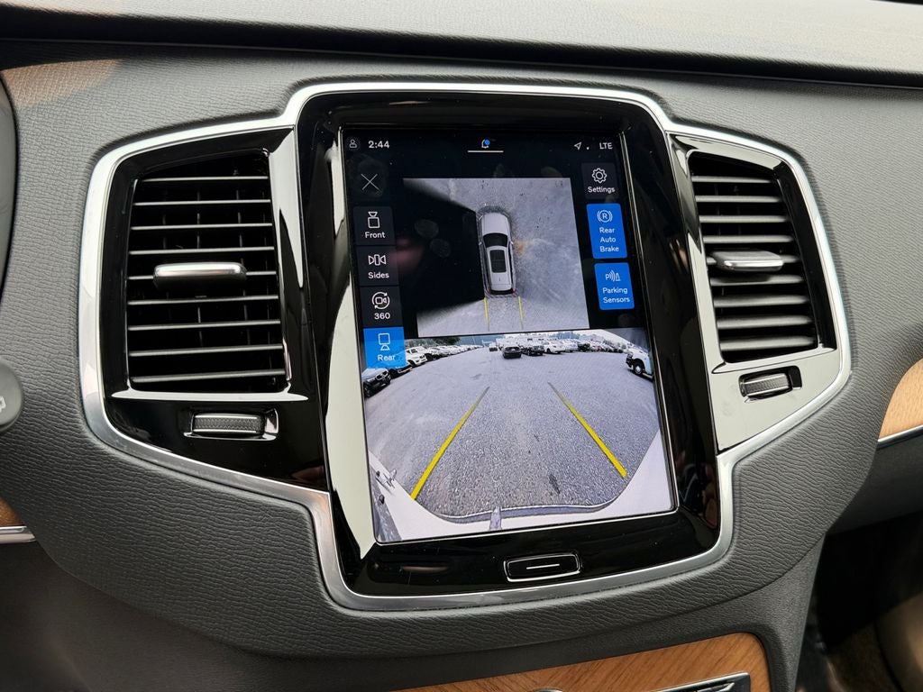 2024 Volvo XC90 Recharge Plug-In Hybrid T8 Plus 6 Passenger **Volvo Certified**
